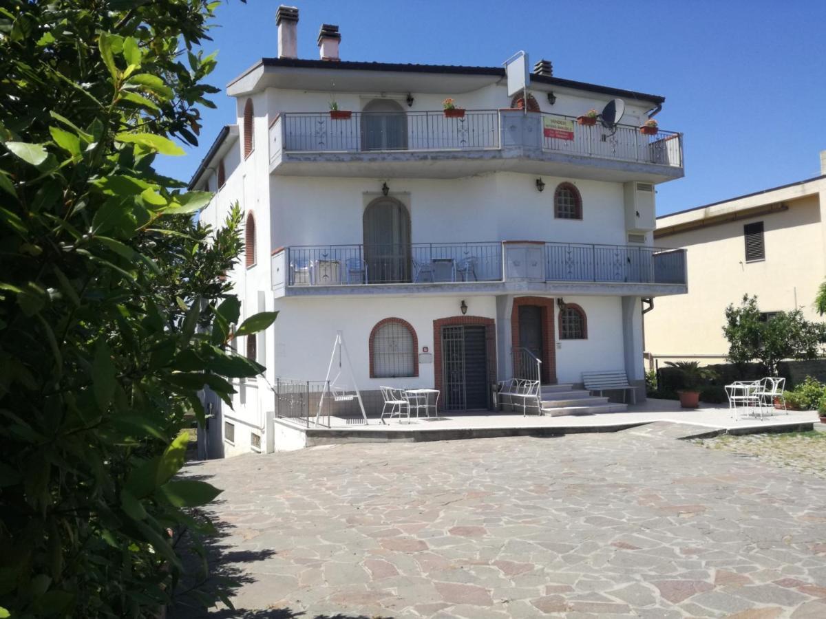 Il Pentagono Hotel Termoli Exterior foto