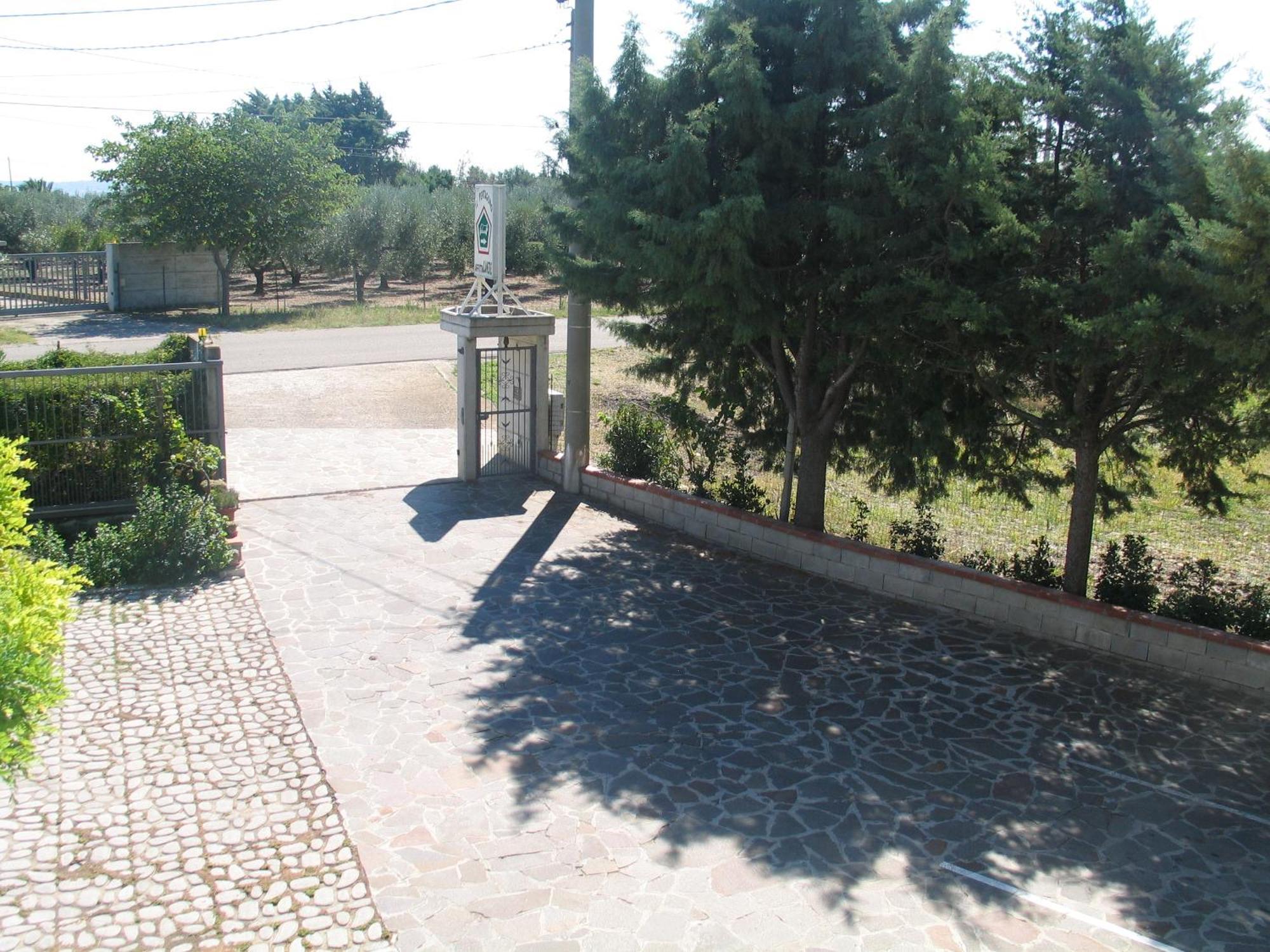 Il Pentagono Hotel Termoli Exterior foto