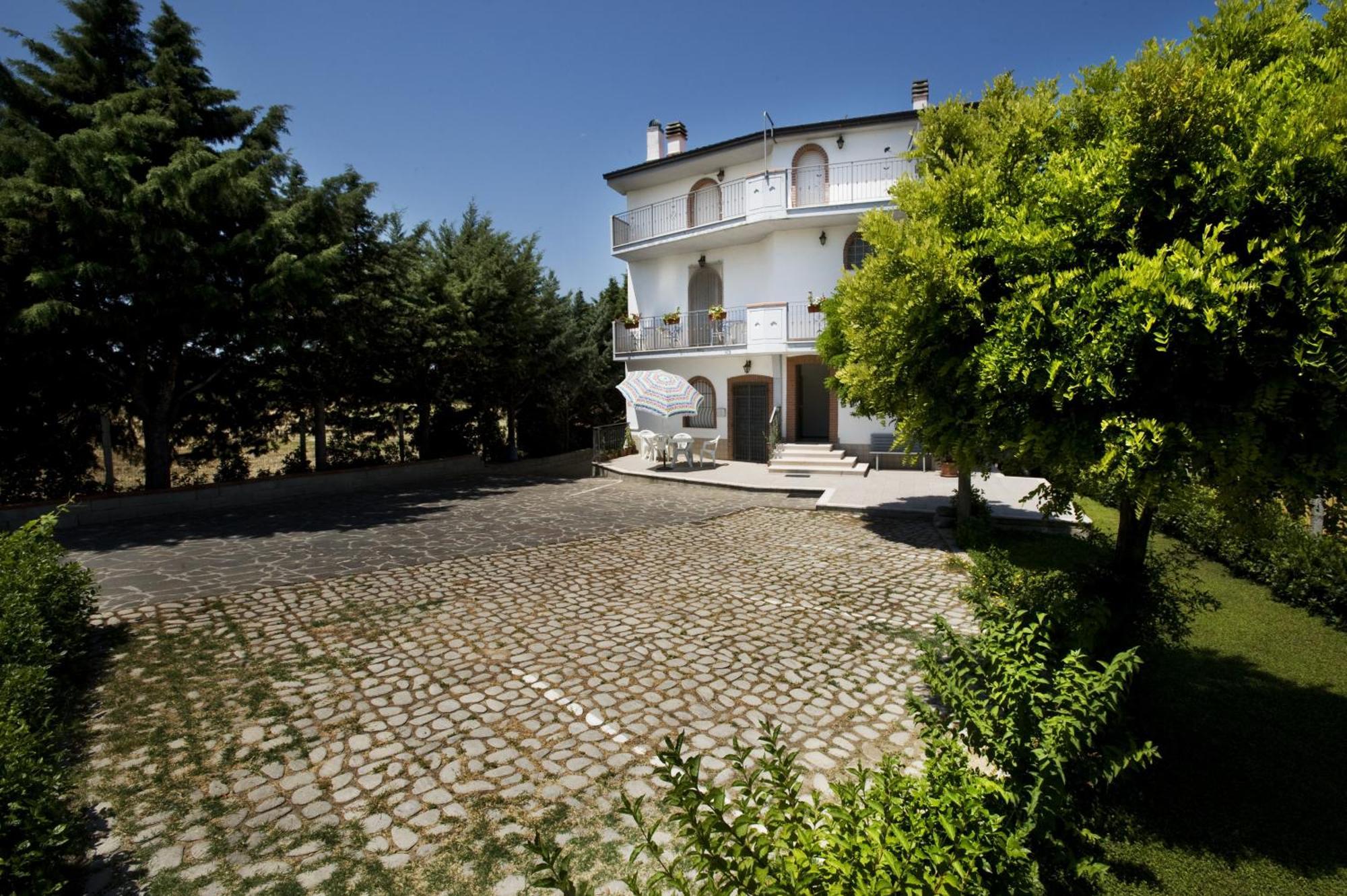 Il Pentagono Hotel Termoli Exterior foto