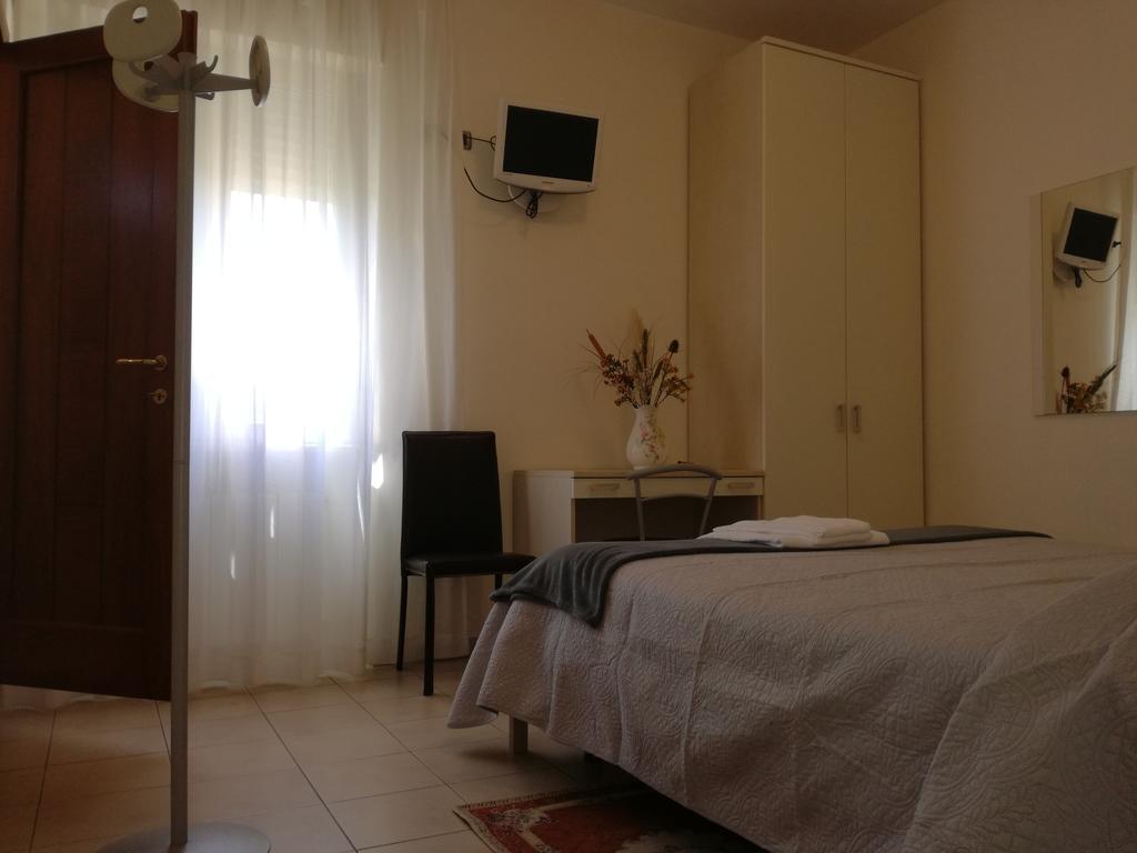 Il Pentagono Hotel Termoli Exterior foto